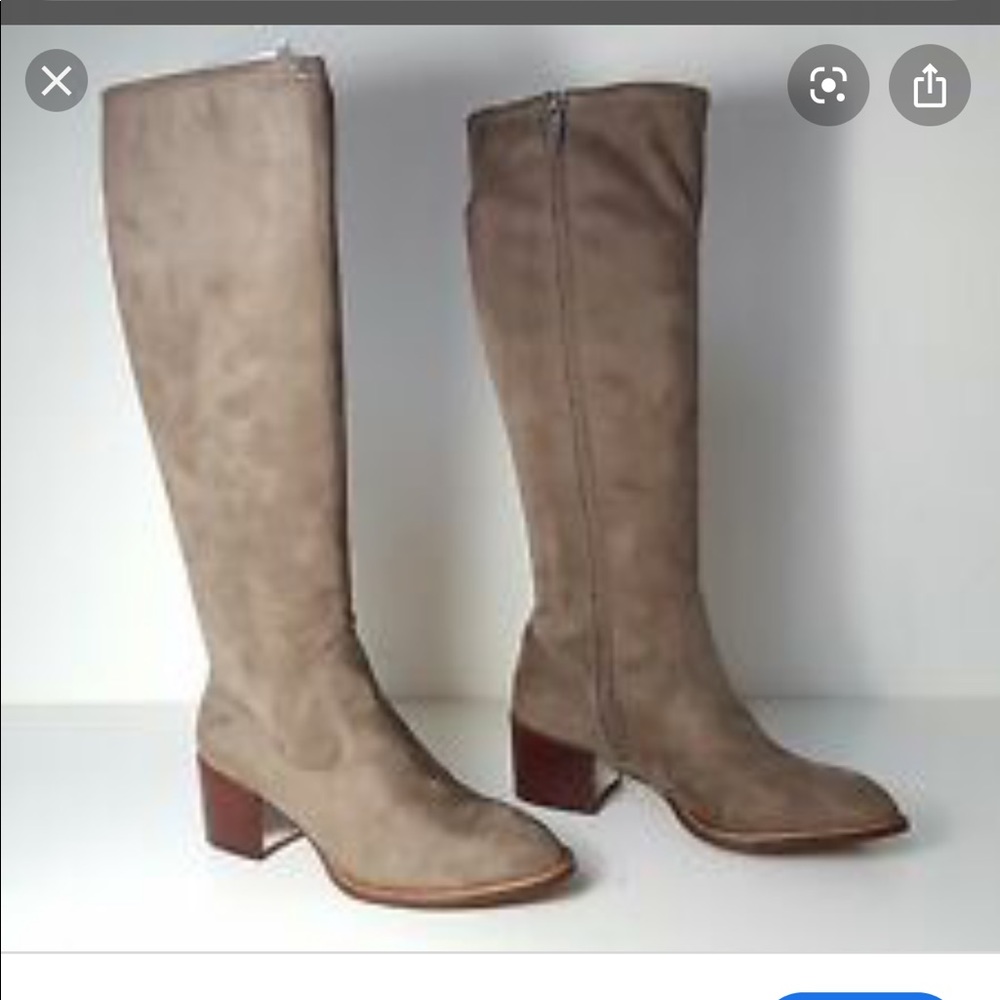 BCBG Generation Boots